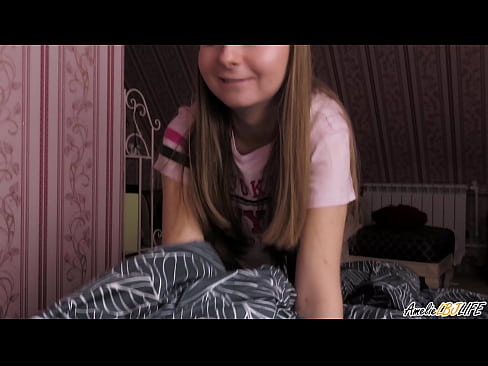 ❤️ Blondie sýgur BFF's djúpt og fær ásamt í munninn ☑ Klámmyndband á klám is.dewporn.ru ❌❤